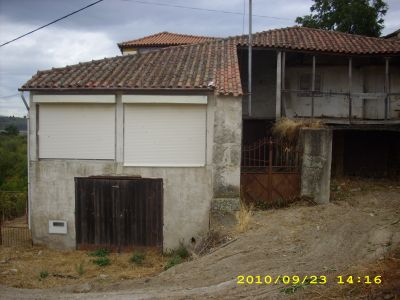 Quintinha com terreno e casa a 10 minutos de Lamego