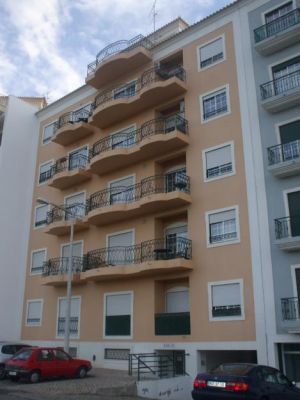 VENDO APARTAMENTO T3 EM LOULÉ