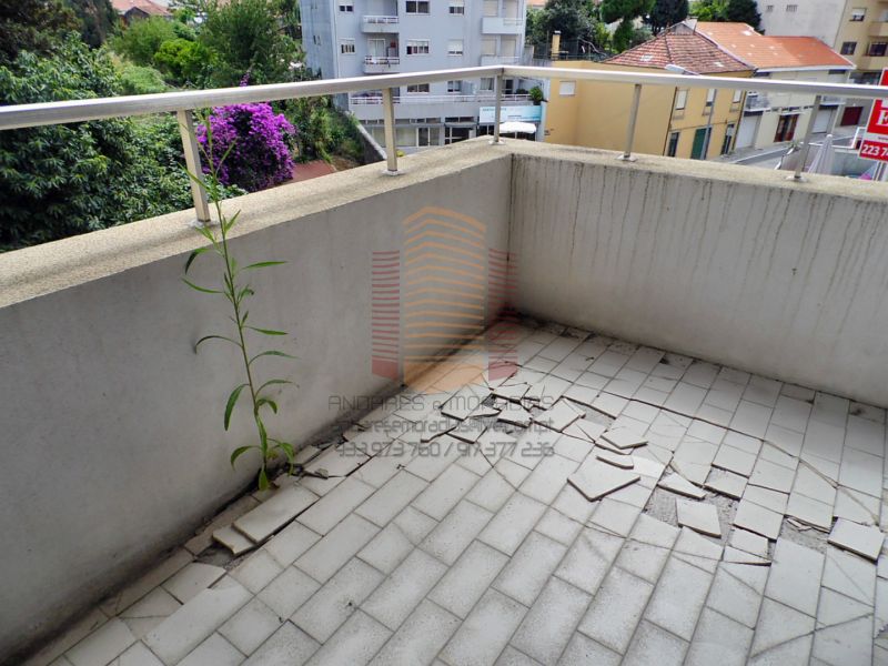 [1291F] T3 no Candal – VL8 – negociável – 100% financiada - oferta 4000€