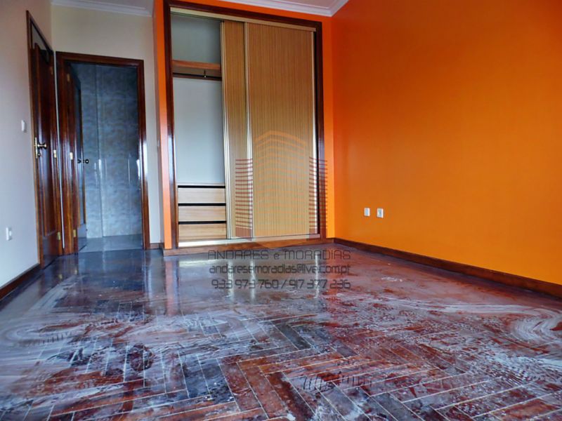 [1277F] T2+1 junto Escola secundária- 100% financiado