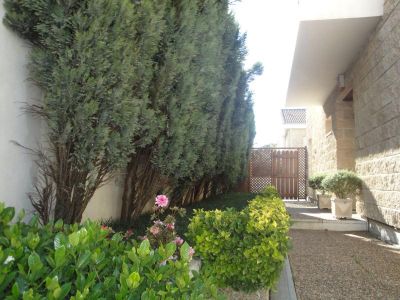 Excelente Moradia T4 com 3 frentes