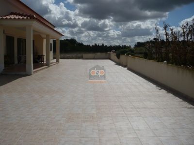 4 bedroom villa with large plot of land with 15.600m2