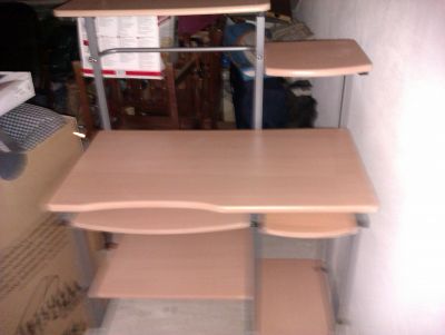 Secretária para computador ou tv só 40€