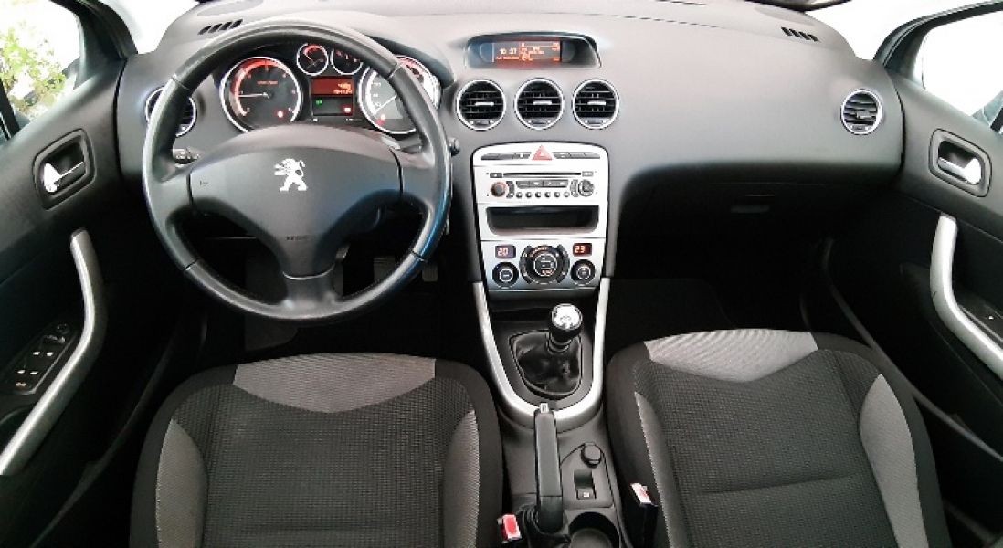 Peugeot 308 SW CVM 6 Executive 1.6 E-HDI 112 CV