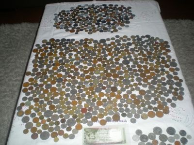 Vendo URGENTE grande colecção de moedas