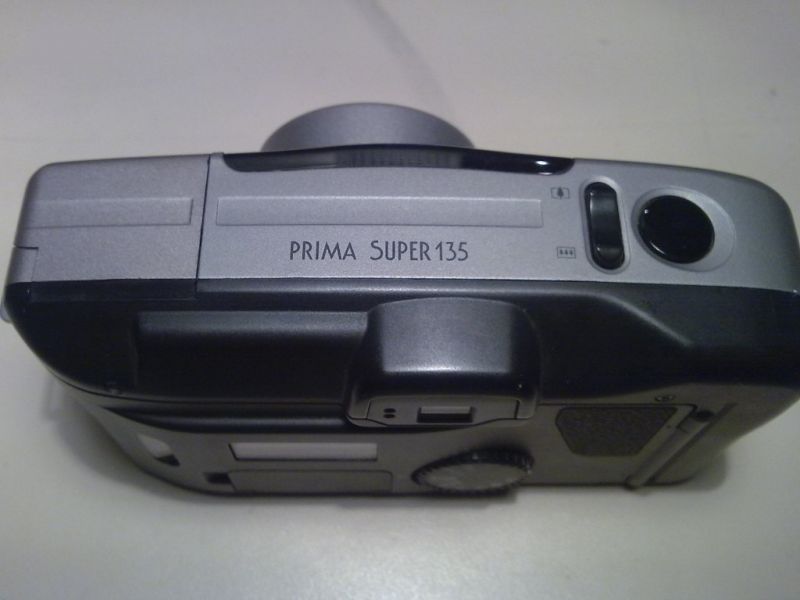 Vendo 40€ Máquina fotográfica antiga marca Canon Prima Super 135