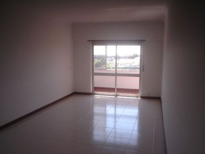 1079/02-1 - T2 em Alcabideche - 600€