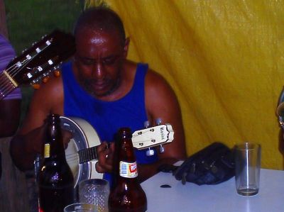 Aulas de Cavaquinho, Banjo & Violão Via Internet 2011