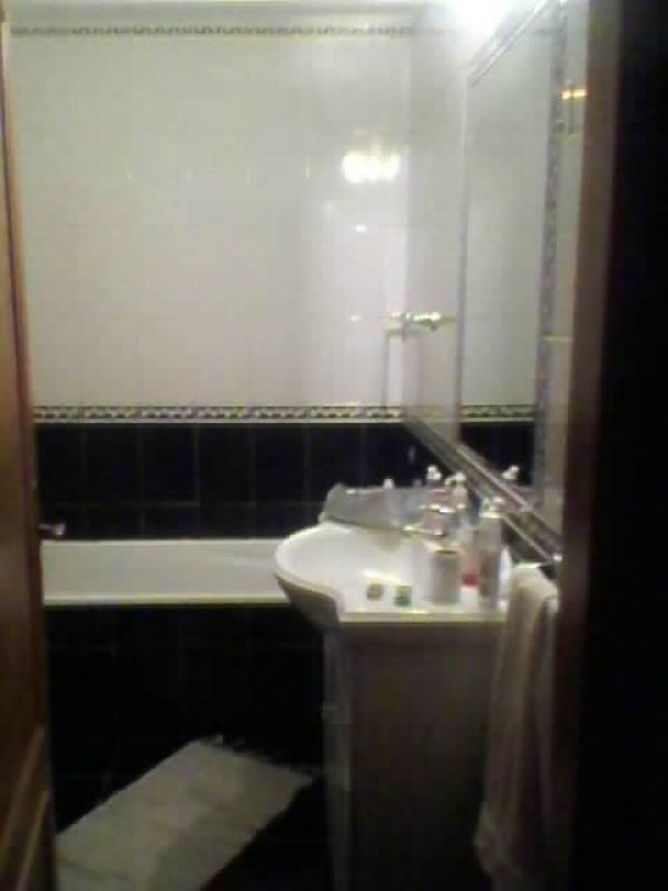 Alugo quarto no centro de Leiria