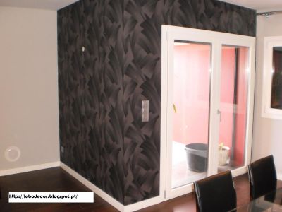 Colocação de Papel de Parede, Pintura Interior (decorativa), Montagem Móveis e Acessórios.