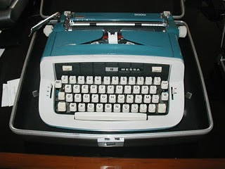 MAQUINA DACTILOGRAFAR