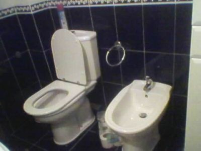 Aluga-se quarto a rapariga no centro de Leiria