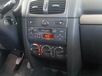 Renault Clio II Confort 1.5 DCI (AC+ABS)