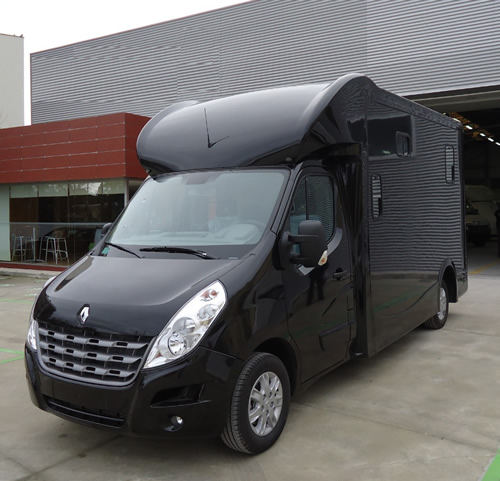 AT.M Horse Trucks - Veiculos para transporte de cavalos