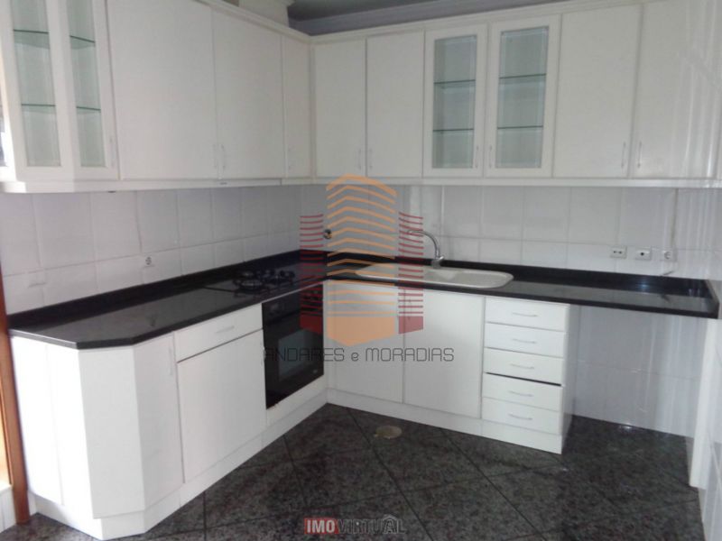 [7069] T2+1 RECUADO próximo Stº Ovídeo – 100% Financiado