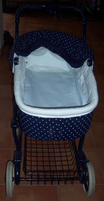 Carrinho de bebé da Chicco com alcofa