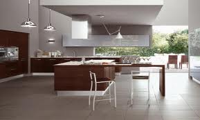 casa ferias, 8 quartos, piscina privada, sai a 10 euros pessoa noite