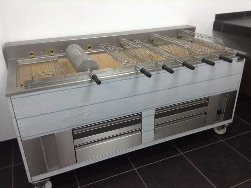 Churrasqueira a carvao industrial 